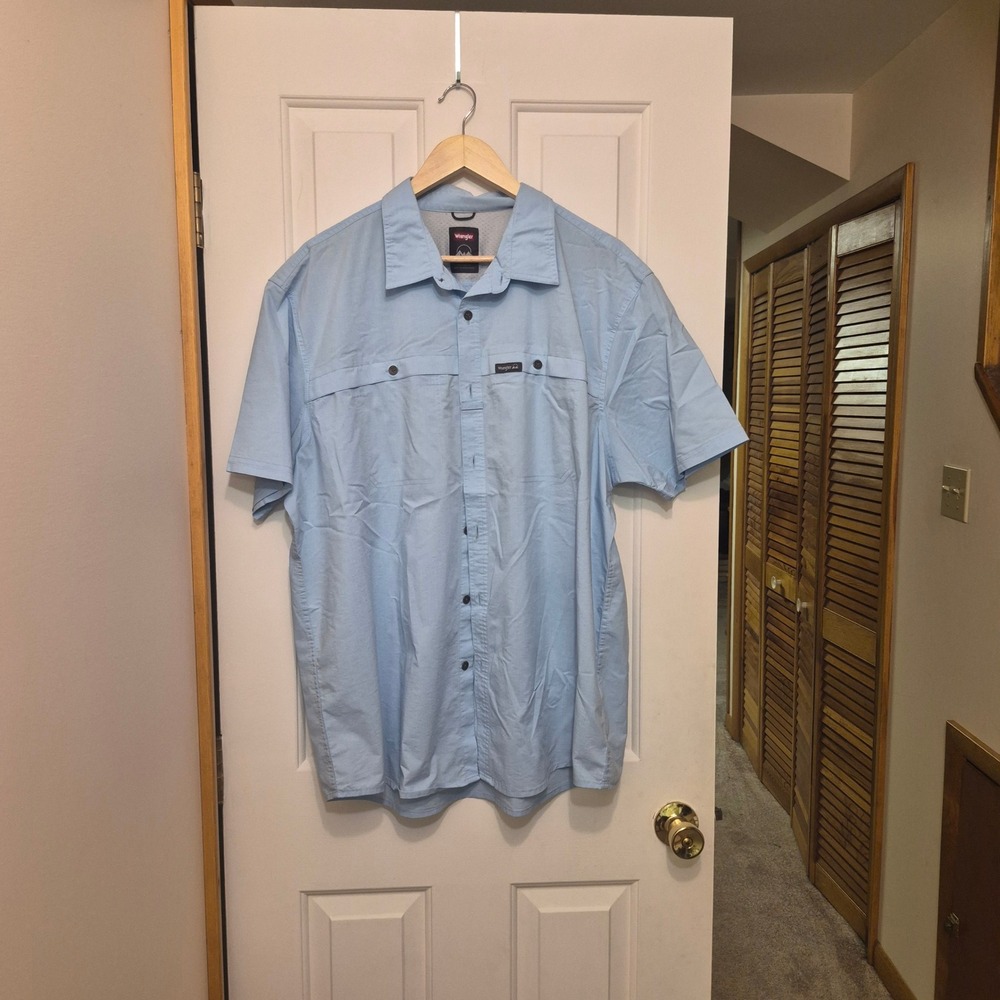 Wrangler Men Regular Fit Short Sleeve Button Down Fishing Shirt Blue 2XL NWS24AB